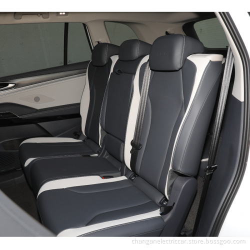 Medium and large SUV Volkswagen id6 crozz